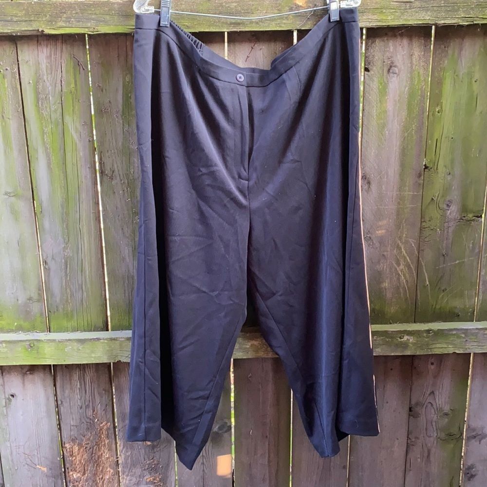Bob Mackie Capris sz. 24 W